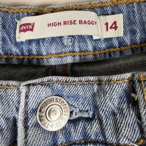 Levi’s High Rise Baggy Wide Leg Jeans Size 14